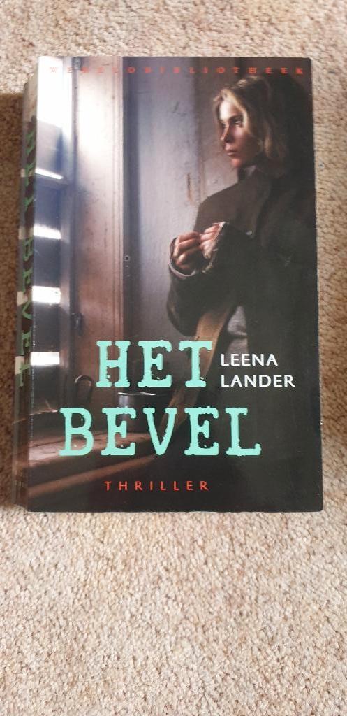 Het bevel Leena Lander, Boeken, Thrillers, Zo goed als nieuw, Ophalen of Verzenden