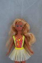 5942-1990 Hawaii Fun Skipper origineel badpakje, Ophalen of Verzenden, Zo goed als nieuw, Fashion Doll
