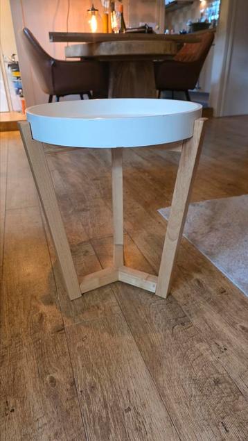 bijzet tafeltje salontafeltje beschikbaar voor biedingen