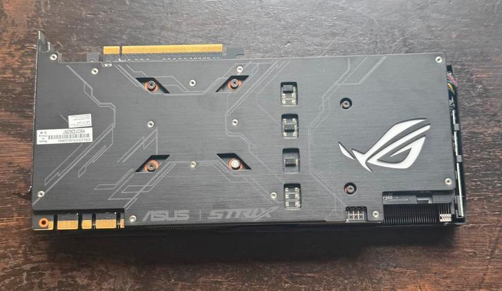 ASUS ROG Strix GTX 1070 O8G Gaming - Videokaart, Computers en Software, Videokaarten, Gebruikt, Nvidia, PCI-Express 3.0, GDDR5