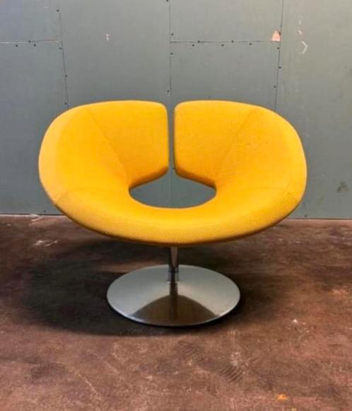 Artifort Apollo, Huis en Inrichting, Fauteuils, Zo goed als nieuw, 50 tot 75 cm, 75 tot 100 cm, Ophalen of Verzenden
