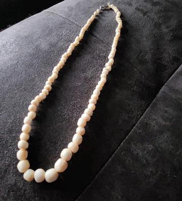 Antieke ketting  beschikbaar voor biedingen