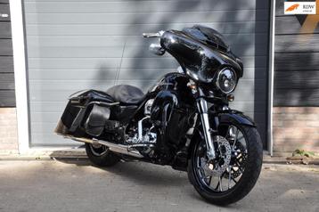 Harley Davidson FLHXS Street Glide Special 103 Stretched , a beschikbaar voor biedingen