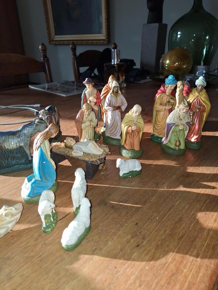 Oude Kerststal Beeldjes - Origineel & Klein, Antiek en Kunst, Antiek | Religie, Ophalen