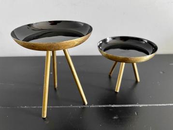 Plateau Driepoot Kandelaar Madras - 2 stuks beschikbaar voor biedingen