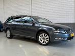 Volkswagen Passat Variant 1.4 TSI Comfortline BlueMotion, Voorwielaandrijving, Euro 5, Stof, 4 cilinders