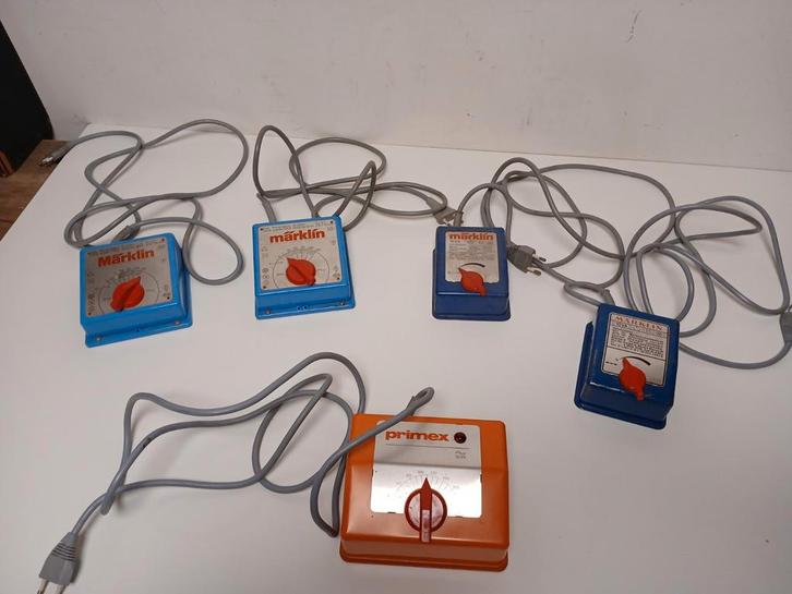 5 stuks trafo marklin en primex in 1 koop, Hobby en Vrije tijd, Modeltreinen | H0, Gebruikt, Wisselstroom, Märklin, Ophalen of Verzenden