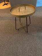 Metalen bijzettafel met handvat, Huis en Inrichting, Tafels | Bijzettafels, Minder dan 45 cm, Minder dan 55 cm, Gebruikt, Metaal of Aluminium