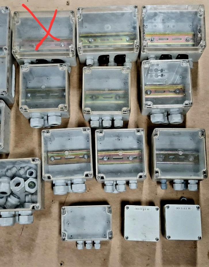 Doorvoerkastjes 15 stuks 5 maten, Doe-het-zelf en Verbouw, Elektra en Kabels, Gebruikt, Overige typen, Ophalen of Verzenden