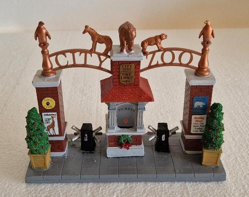 Lemax City Zoo Entrance 83702, Diversen, Kerst, Gebruikt, Ophalen of Verzenden