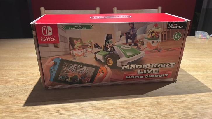 Mario Kart Live: Home Circuit Luigi Set, Spelcomputers en Games, Games | Nintendo Switch, Zo goed als nieuw, Racen en Vliegen