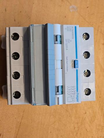 Hager ADM490G C40 Aardlekautomaat beschikbaar voor biedingen