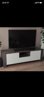 Houten Tv meubel bruin met wit, Huis en Inrichting, Kasten | Televisiemeubels, Ophalen of Verzenden, Zo goed als nieuw