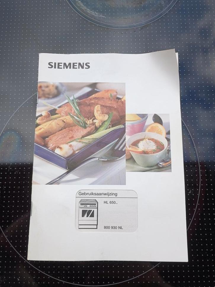 Siemens vrijstaand keramische fornuis met heteluchtoven lade, Witgoed en Apparatuur, Fornuizen, Gebruikt, Vrijstaand, Keramisch