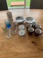 Diverse kopjes schaaltjes onderzettertjes, Huis en Inrichting, Keuken | Servies, Ophalen of Verzenden, Glas, Overige stijlen, Kop(pen) en/of Schotel(s)
