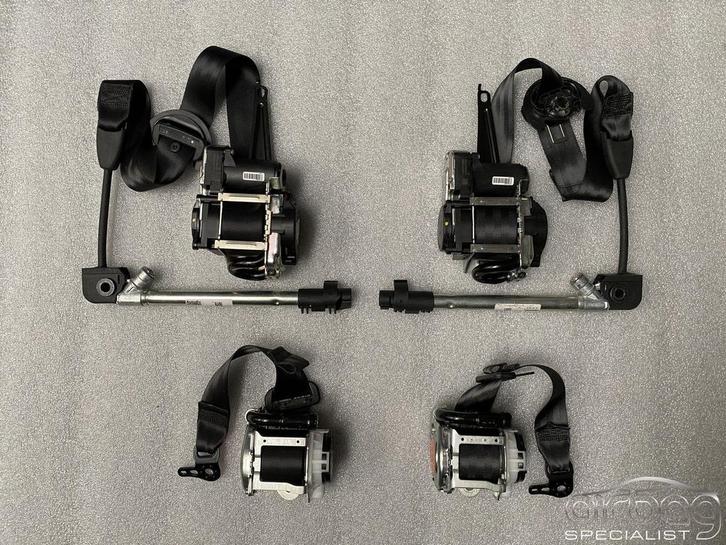 GORDEL SET VW  ID.3 , ID.4 VOOR + ACHTER  10A 857 705 B  RAA, Auto-onderdelen, Dashboard en Schakelaars, Volkswagen, Gebruikt