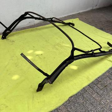VW Super Kever 1302 72 ALLEEN cabriolet frame beschikbaar voor biedingen
