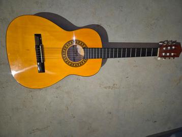 Gitaar zgan 95 cm  (word niet verzonden !!) beschikbaar voor biedingen