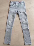 Stoere grijze skinnyfit jogdenim!, Kinderen en Baby's, Kinderkleding | Maat 164, Jongen, Ophalen of Verzenden, Broek, Zo goed als nieuw