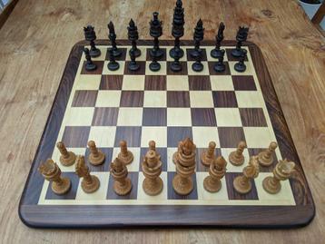 Luxe schaakspel - schaakbord + verzwaarde schaakstukken