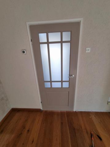 Binnendeur opdek 201 x 85 beschikbaar voor biedingen