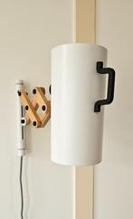 Aangeboden: 2x Modern wandlamp/spot, Ophalen, Gebruikt, Metaal