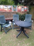 Verstelbare stoelen plus tafel groen, Ophalen, Gebruikt