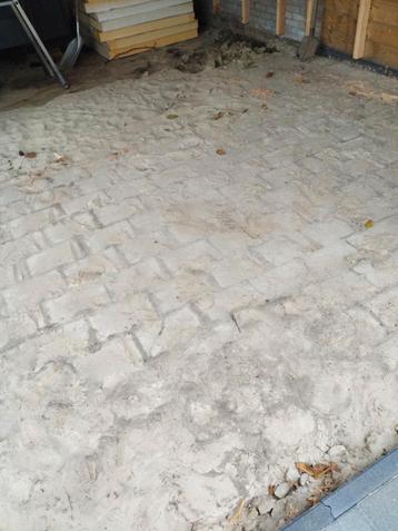 Gebruikt Straatzand / Ophoogzand - Gele Grond beschikbaar voor biedingen