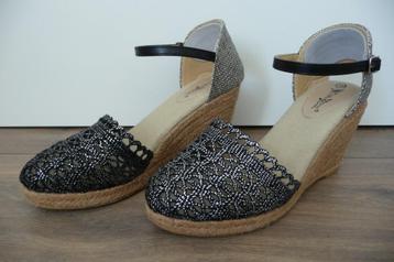 Espadrilles met sleehak, maat 39 ZGAN!