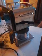 Kenwood Filterkoffieapparaat + Koffie & Filters, Afneembaar waterreservoir, Gebruikt, Koffiemachine, Gemalen koffie