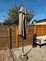Parasol met voet, Ophalen, Gebruikt, Kantelbaar, 2 tot 3 meter