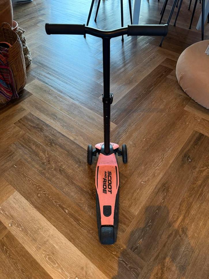 Roze Scoot and Ride step, Kinderen en Baby's, Speelgoed | Buiten | Voertuigen en Loopfietsen, Gebruikt, Loopfiets, Ophalen of Verzenden