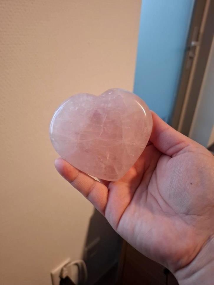 Rozenkwarts Hart - Hoge Kwaliteit - 218 gram groot, Verzamelen, Mineralen en Fossielen, Mineraal, Ophalen of Verzenden