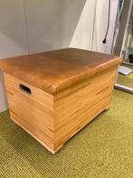 Houten bankje, met skai leren bovenkant, Ophalen, Zo goed als nieuw, Hout