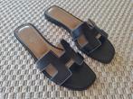 Hermès Oran sandals sandalen slippers maat 38 zwart, Zwart, Zo goed als nieuw, Hermes, Sandalen of Muiltjes