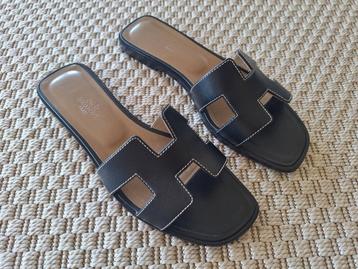 Hermès Oran sandals sandalen slippers maat 38 zwart beschikbaar voor biedingen