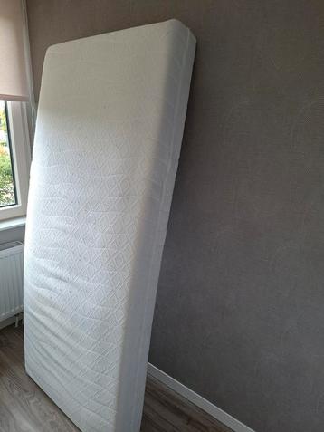 Gratis Matras 190x80 beschikbaar voor biedingen