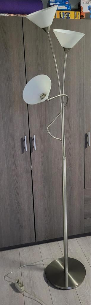 Stalamp/ vloerlamp 3 kelken dimbaar, Huis en Inrichting, Lampen | Vloerlampen, Zo goed als nieuw, 150 tot 200 cm, Glas, Metaal