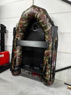 NIEUW karperboot 240 camo extra breed airdeck met accessoire, Watersport en Boten, Hdktools, Verlengde parallelweg 4-02, Nieuw