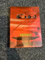 Ferrari Jaarboek 2002, Boeken, Auto's | Boeken, Ophalen of Verzenden, Gelezen, Ferrari