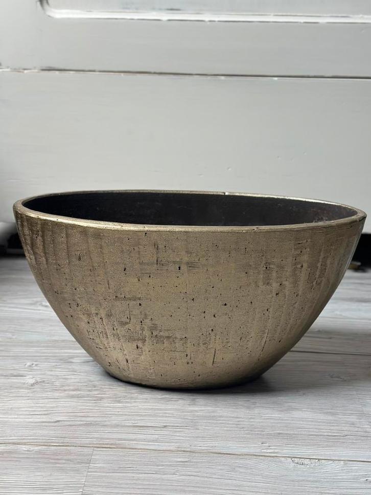 Kos mooie gouden ovale pot, Tuin en Terras, Bloempotten, Zo goed als nieuw, Aardewerk, Binnen, Minder dan 40 cm, Minder dan 25 cm
