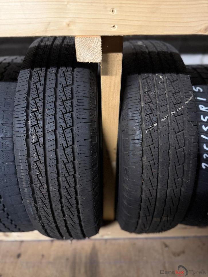 225/75R15 106T Pirelli 225/75 R15 225/75/15 2257515, Auto-onderdelen, Banden en Velgen, Band(en), Zomerbanden, 15 inch, 225 mm