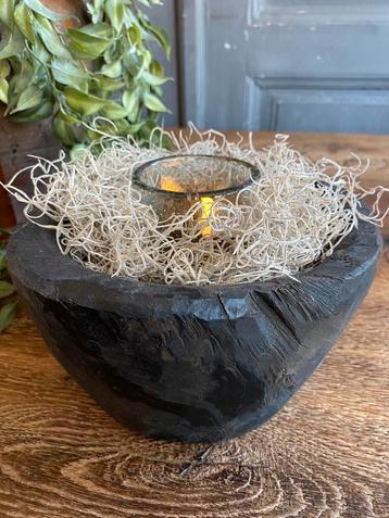 Oude houten vijzel! beschikbaar voor biedingen
