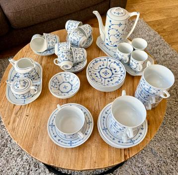 Jäger Eisenberg Blau Saks Servies beschikbaar voor biedingen