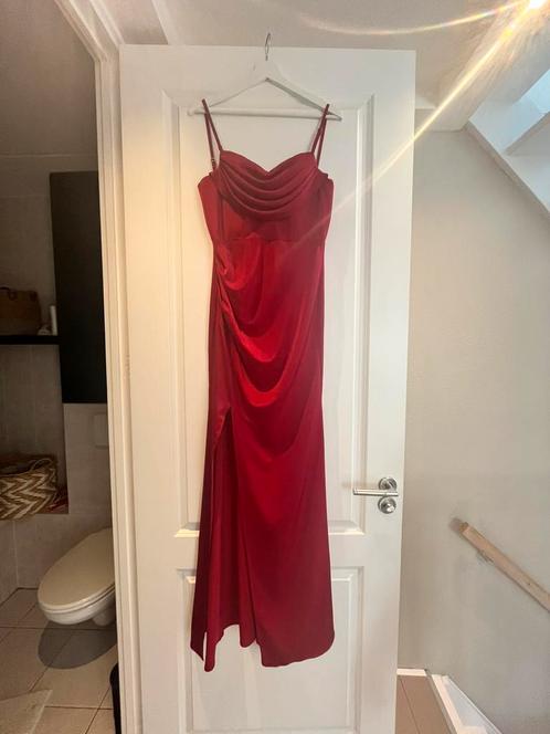 Galajurk bordeaux rood maat 36 (S), Kleding | Dames, Gelegenheidskleding, Zo goed als nieuw, Galajurk, Maat 36 (S), Rood, Ophalen