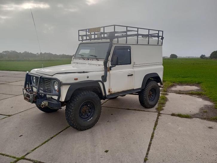 Landrover Defender 90 1993 "camper" Land Rover, Auto's, Bestelauto's, Particulier, 4x4, Dakrails, Trekhaak, Land Rover, Diesel