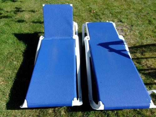 2 echte ligbedden strandbedden Marina blauw wit, Tuin en Terras, Ligbedden, Gebruikt, Kunststof, Verstelbaar, Ophalen