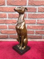 trotse hazewindhond, brons en marmer, Ophalen of Verzenden, Brons