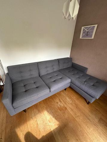 Crate and Barrel Sofa: Petrie 3 seater (Midcentury Style) beschikbaar voor biedingen