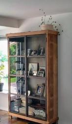 Industriële kast  Zo goed als nieuw!, Ophalen, Zo goed als nieuw, 25 tot 50 cm